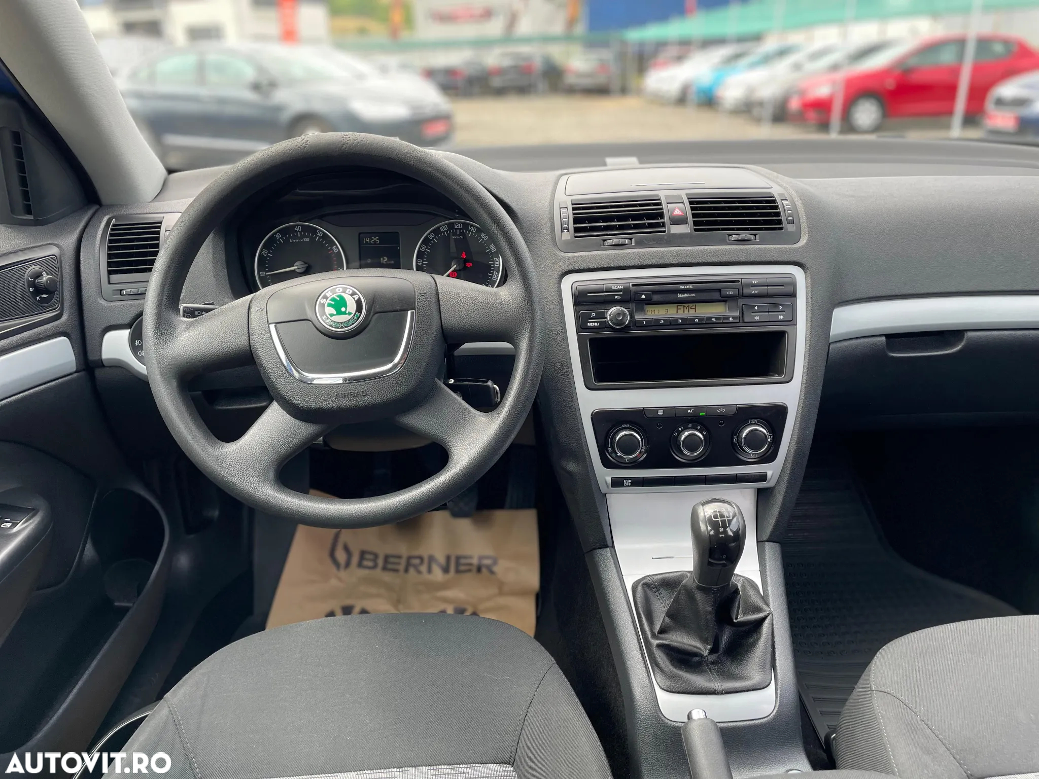 Skoda Octavia 1.6 Classic - 23