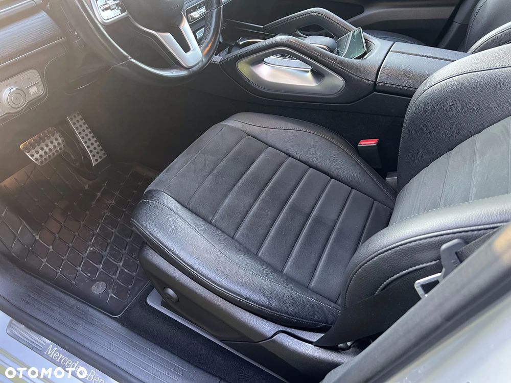 Mercedes-Benz GLE 350 d 4Matic 9G-TRONIC AMG Line - 11