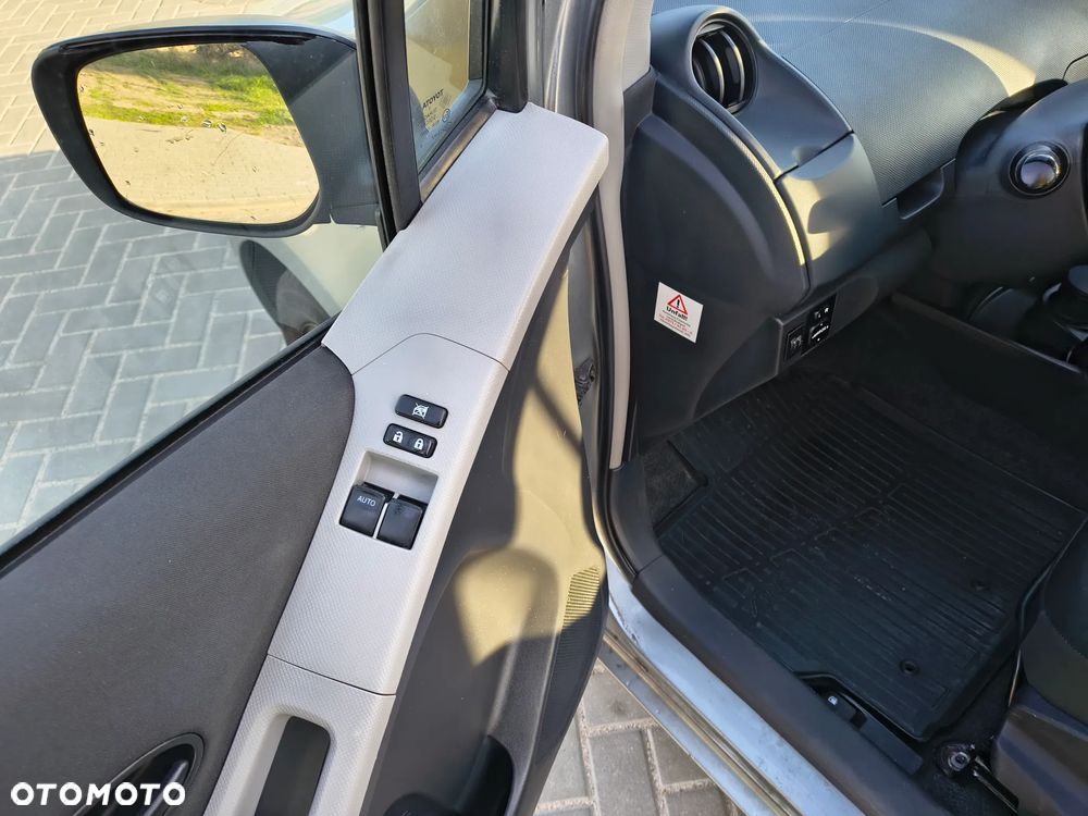 Toyota Yaris 1.33 VVT-i Edition - 12