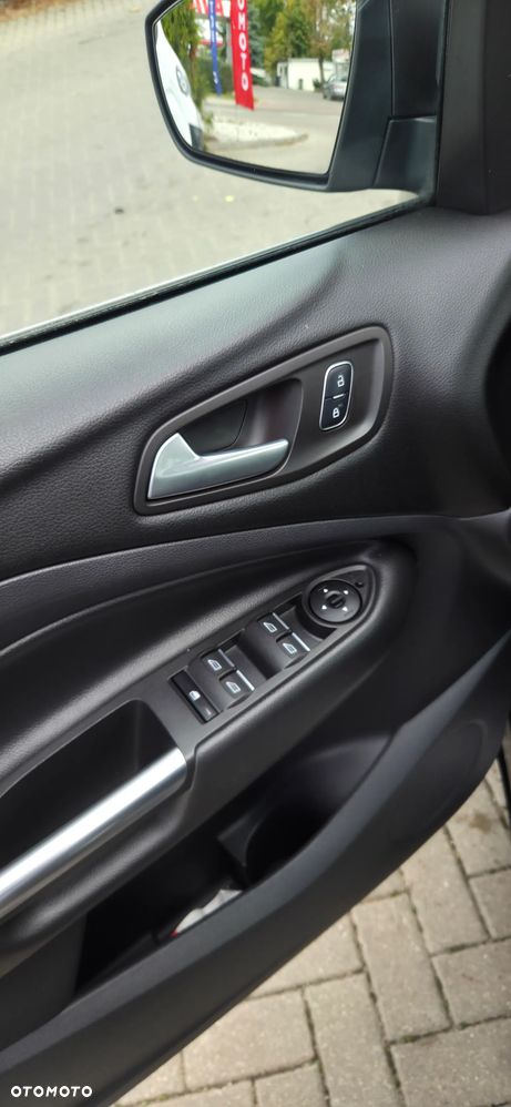 Ford Kuga 1.5 EcoBoost 2x4 Cool & Connect - 25