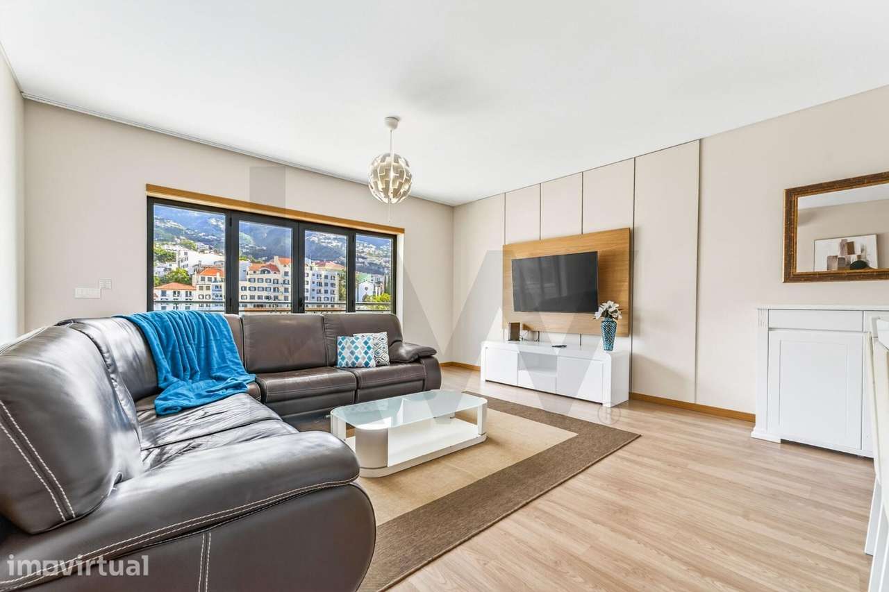 Apartamento T2 de Excelência com Licença de Alojamento Local | Rua 5 d - Grande imagem: 4/23