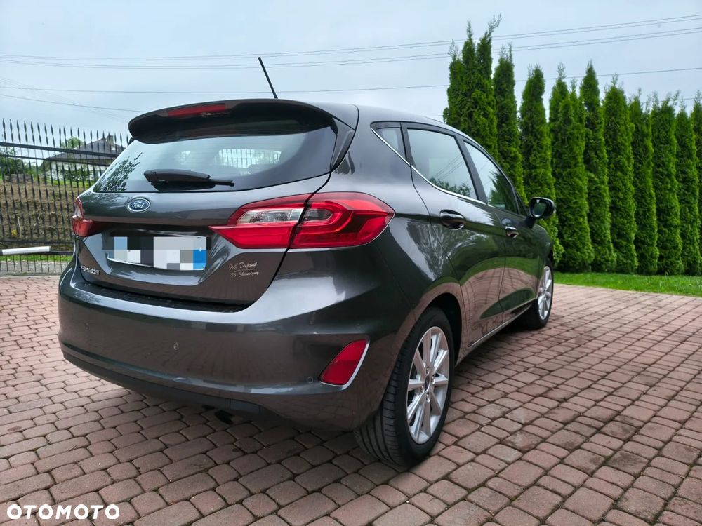 Ford Fiesta 1.0 EcoBoost S&S TITANIUM X - 18