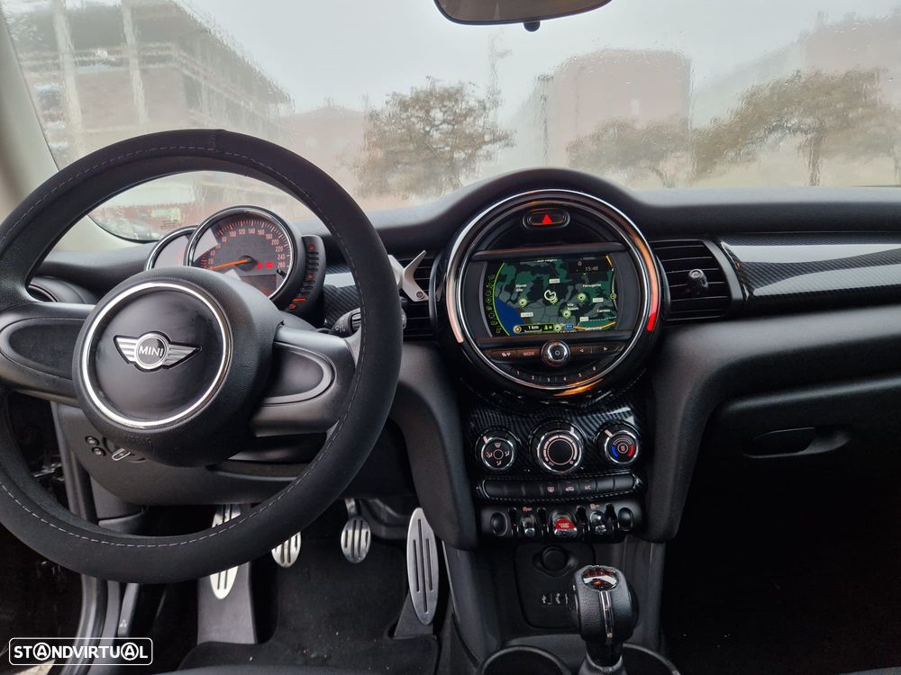 MINI 3 Portas One D - 10