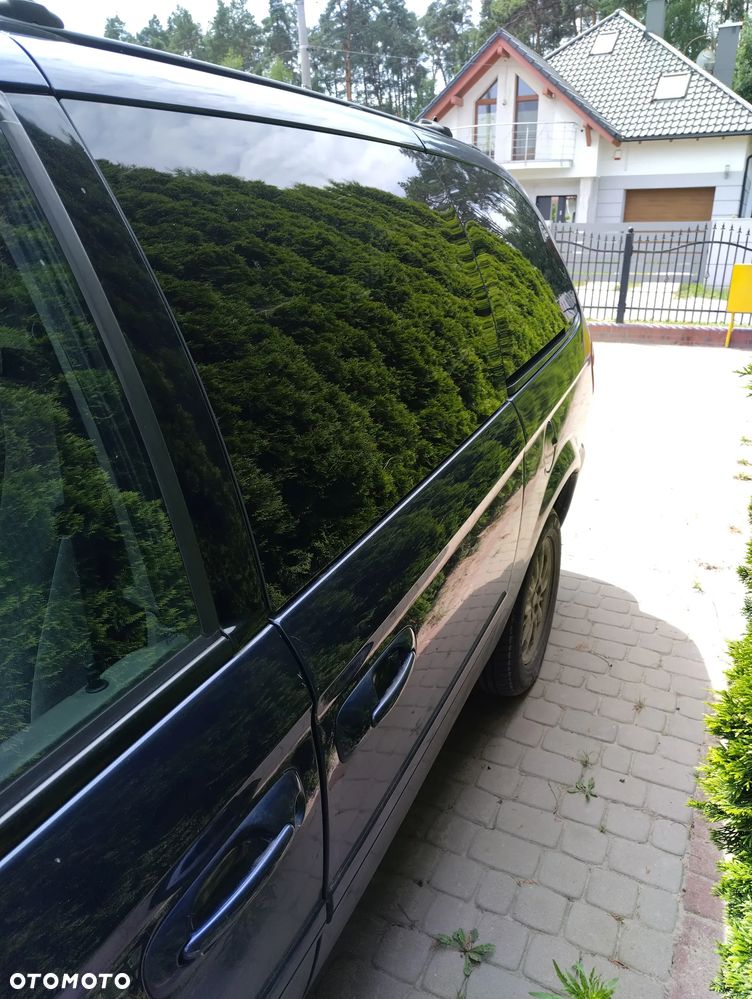 Chrysler Grand Voyager 2.8 CRD LX - 10