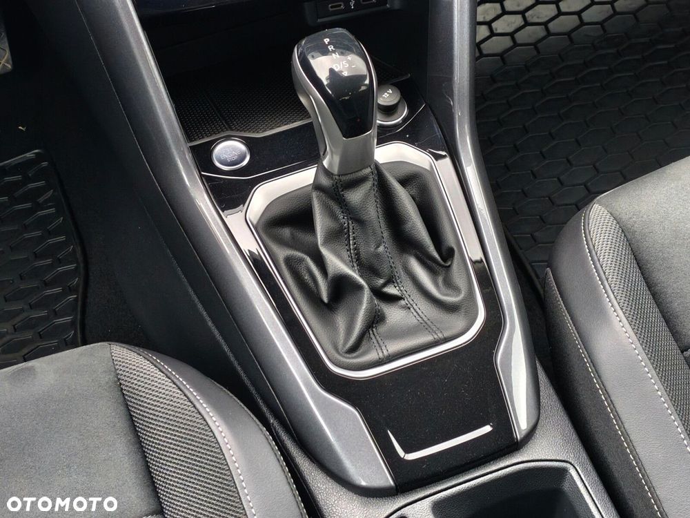 Volkswagen T-Roc 1.5 TSI Style DSG - 28