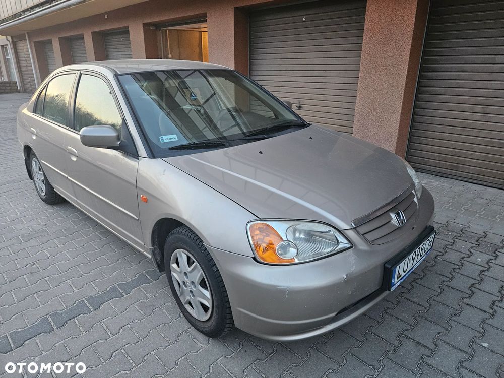 Honda Civic 1.6i ES - 1