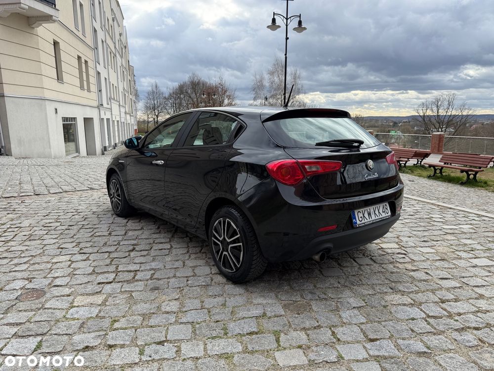 Alfa Romeo Giulietta 1.4 TB 16V Turismo - 4