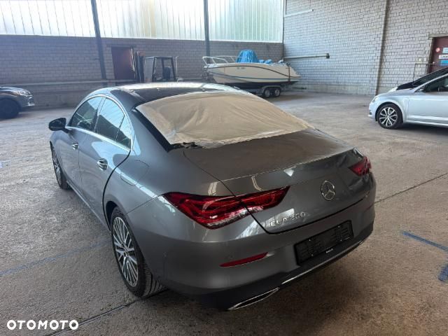 Mercedes-Benz CLA 200 7G-DCT Progressive - 3