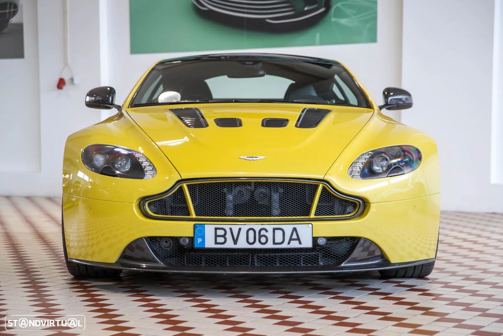 Aston Martin Vantage Coupe V12 S Sportshift 3 - 2