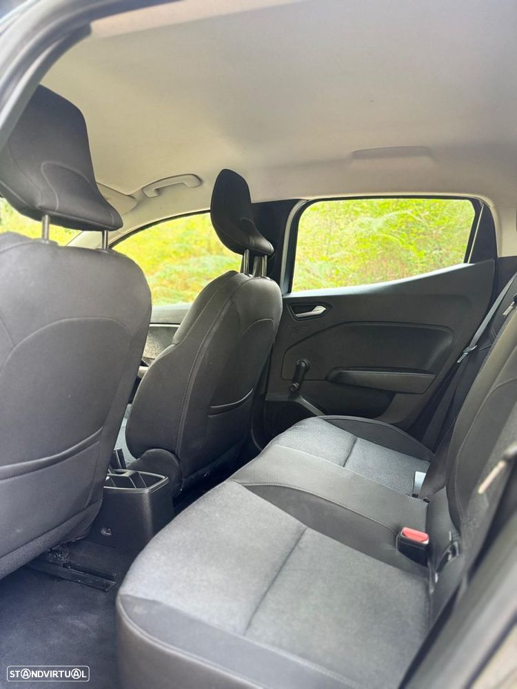 Renault Clio 1.0 TCe Evolution - 11