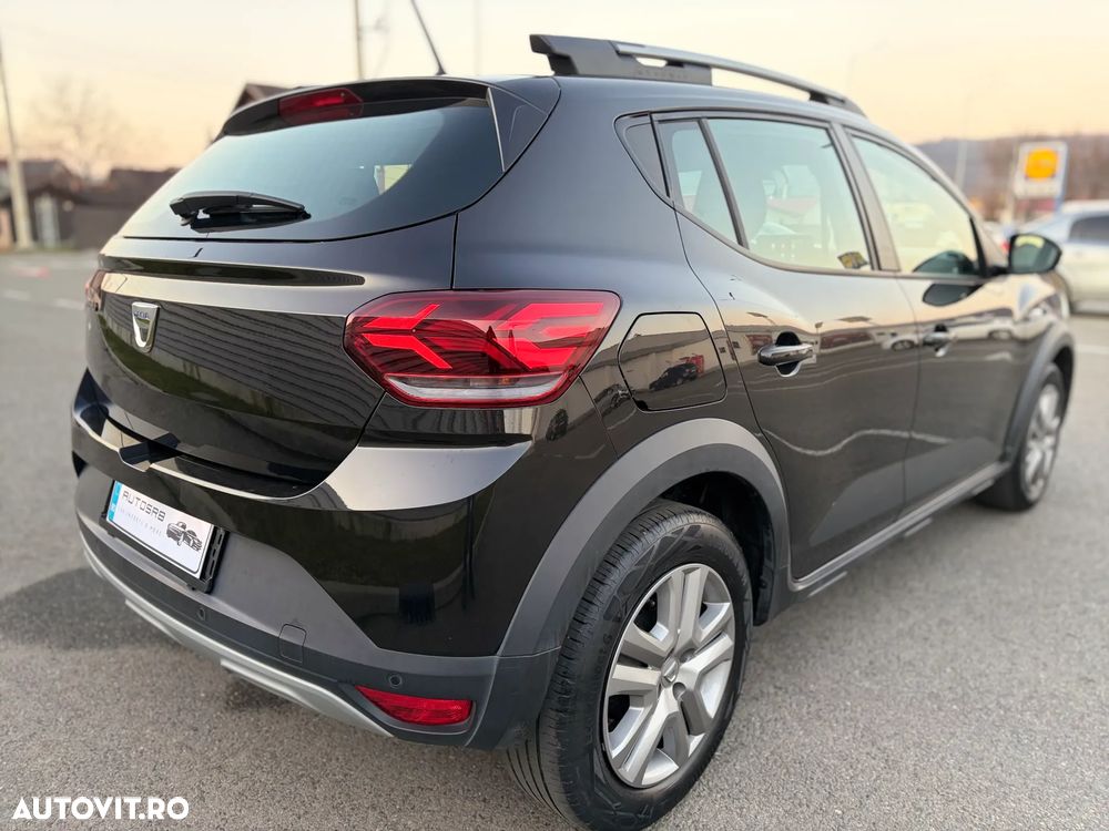 Dacia Sandero Stepway TCe 100 Celebration - 16