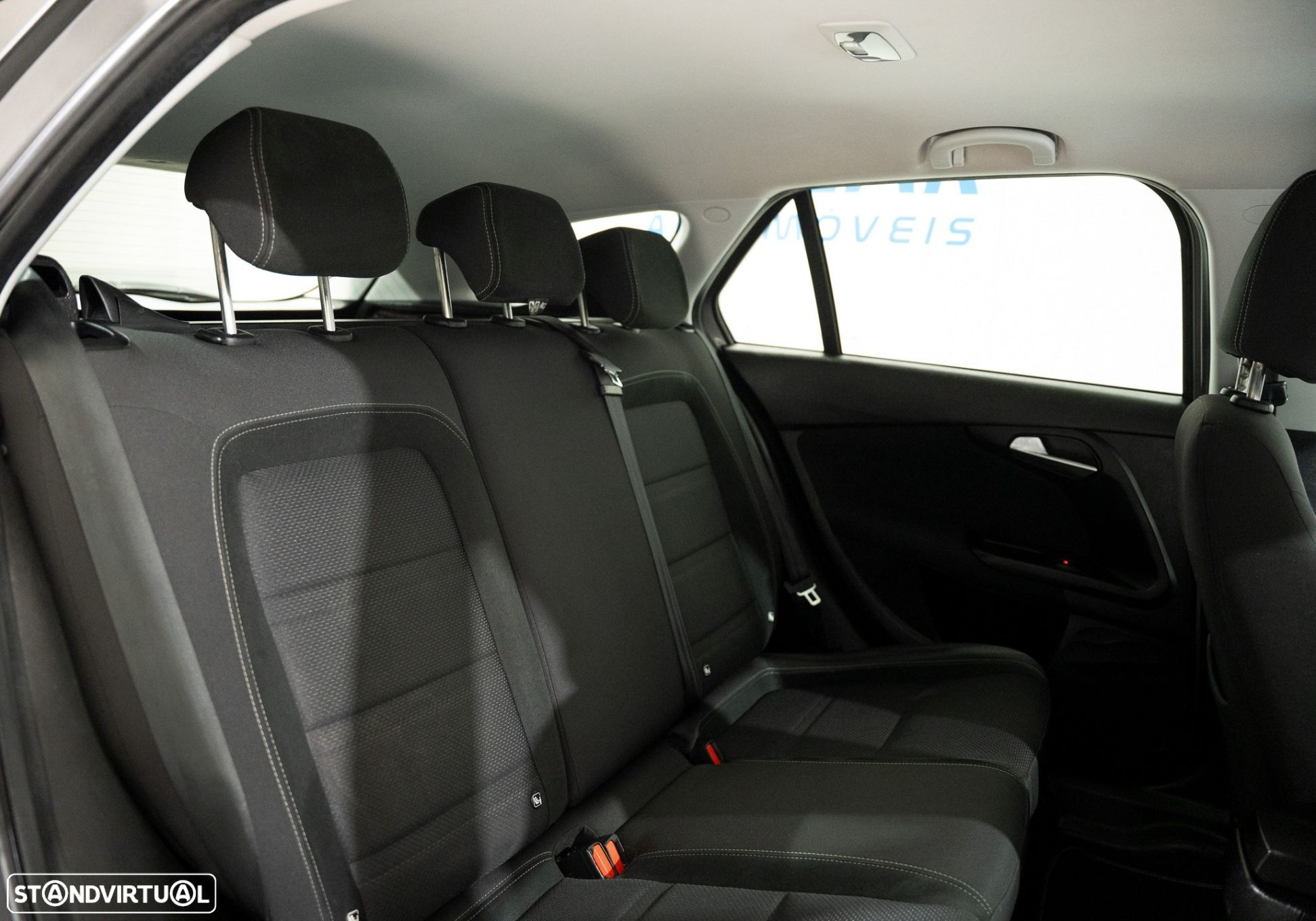 Fiat Tipo Station Wagon 1.3 M-Jet Lounge Tech - 13