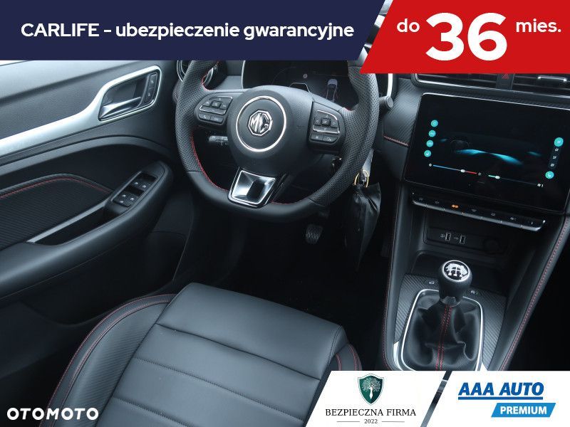 MG ZS - 8