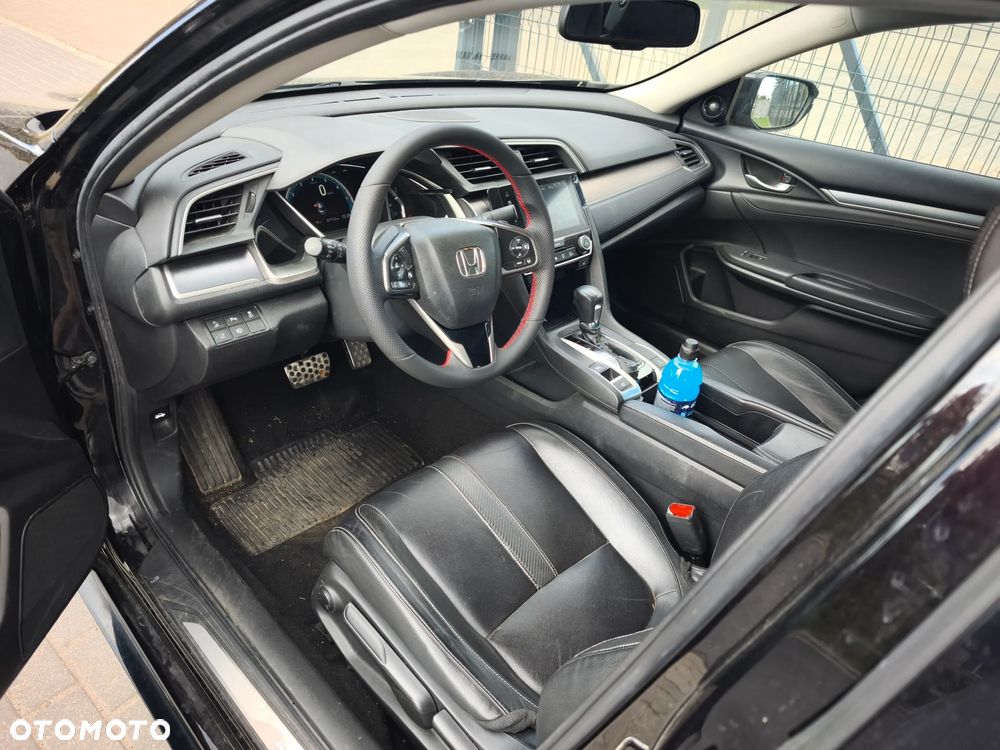 Honda Civic 1.5 i-VTEC Turbo CVT Executive - 17