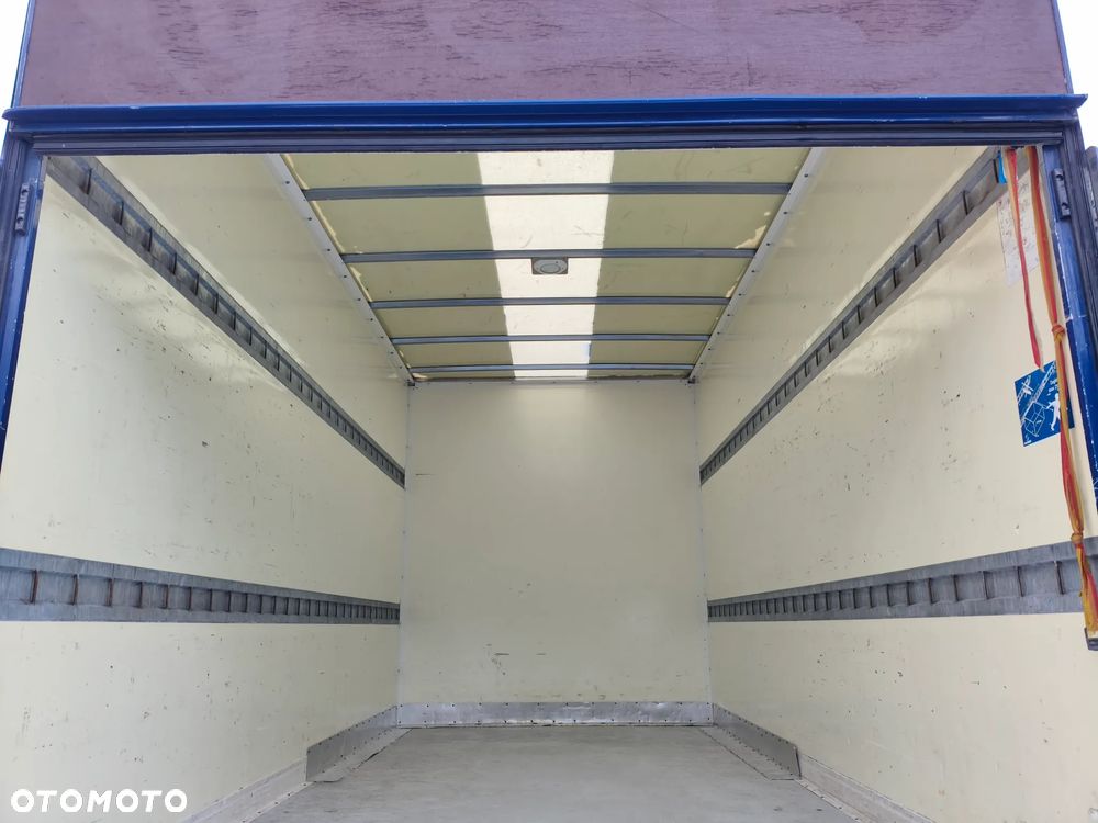 Kontener zabudowa z windą Crafter Sprinter - 8