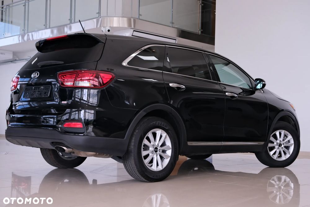 Kia Sorento - 5