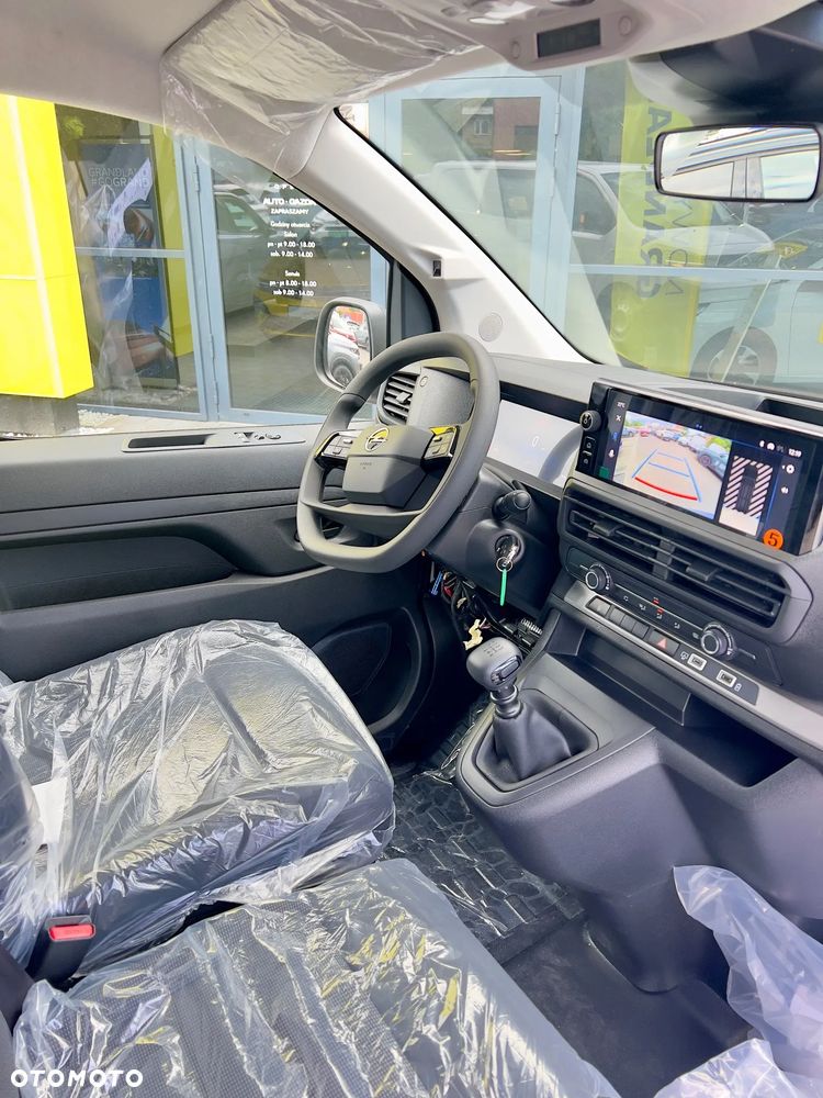 Opel VIVARO - 16