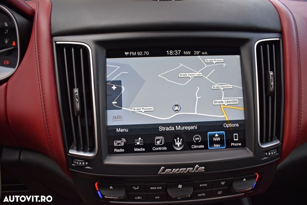 Maserati Levante - 23