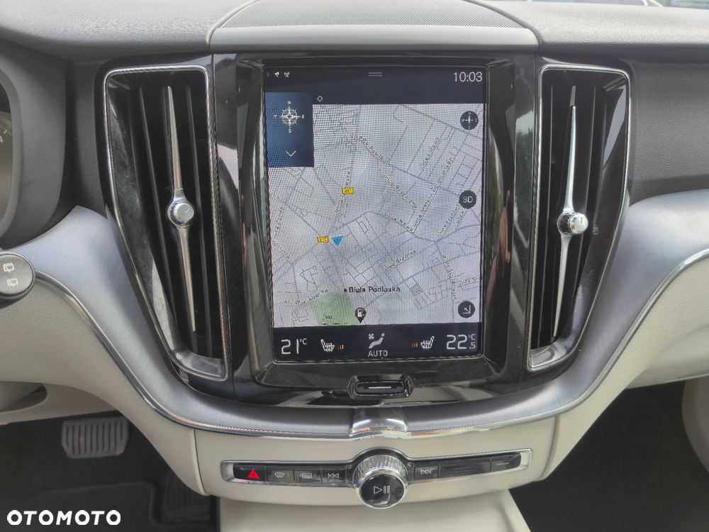 Volvo XC 60 D4 SCR Momentum - 27