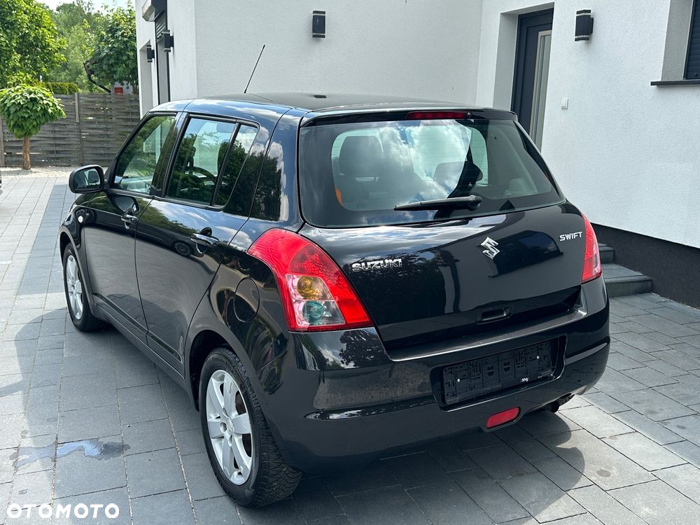 Suzuki Swift - 5