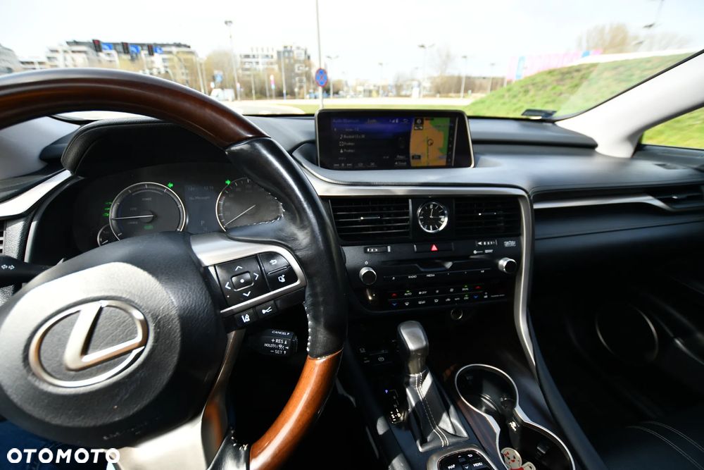 Lexus RX 450h Prestige MY19 - 16