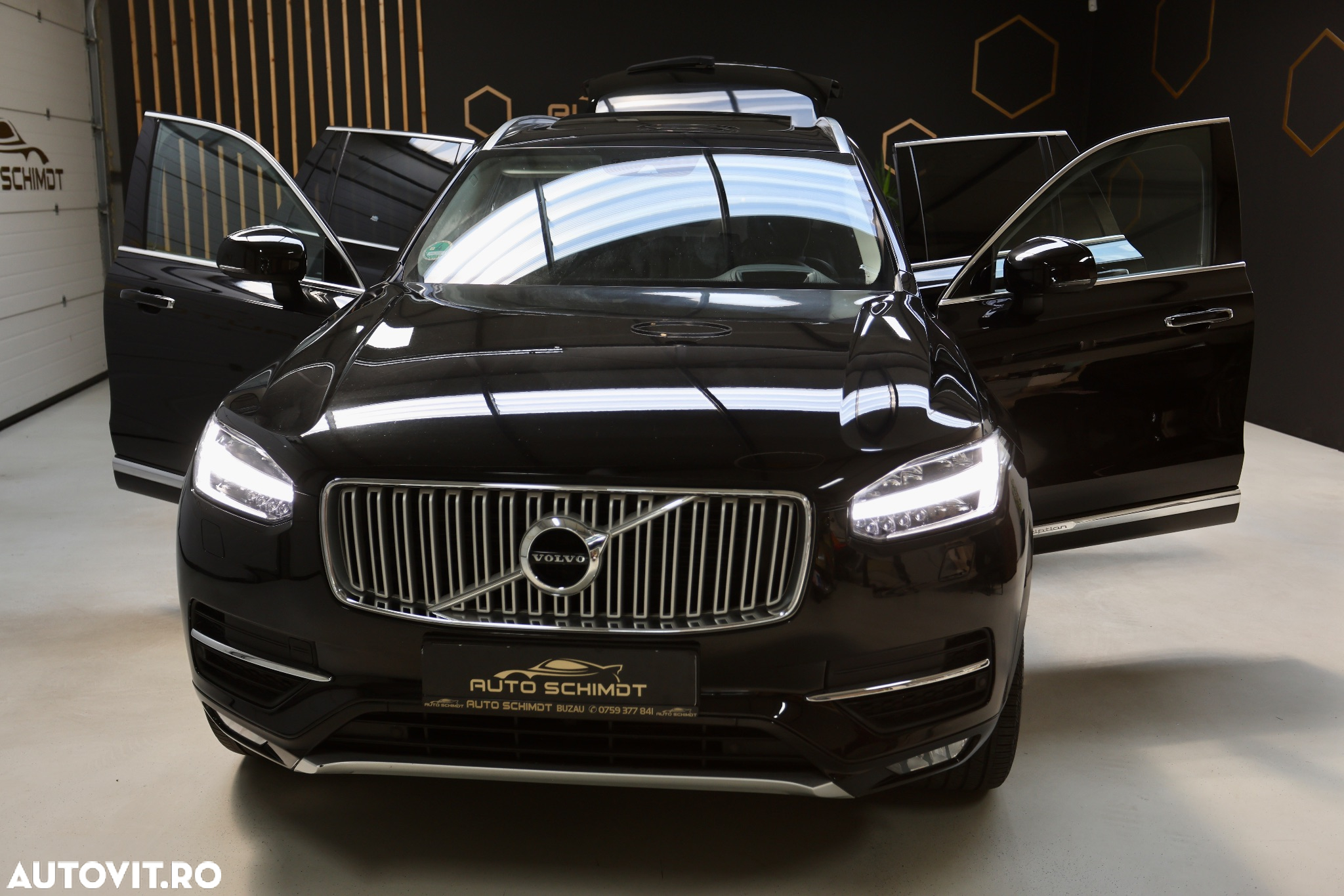 Volvo XC 90 D5 AWD Geartronic Inscription - 19