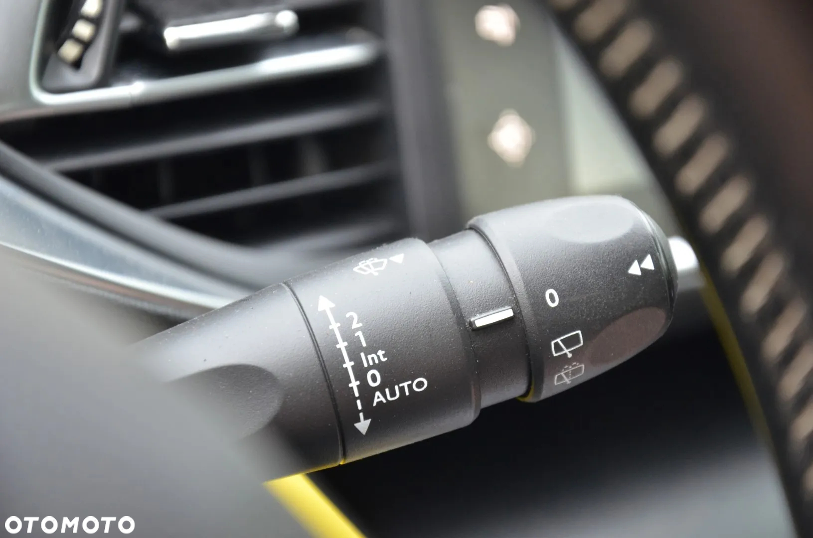 Peugeot 308 BlueHDi FAP 120 EAT6 Stop & Start Active - 28