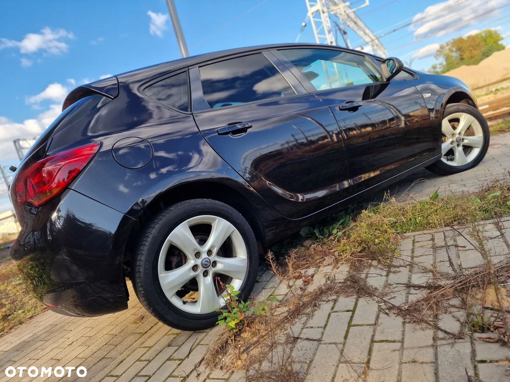 Opel Astra 1.4 Turbo Sport - 10