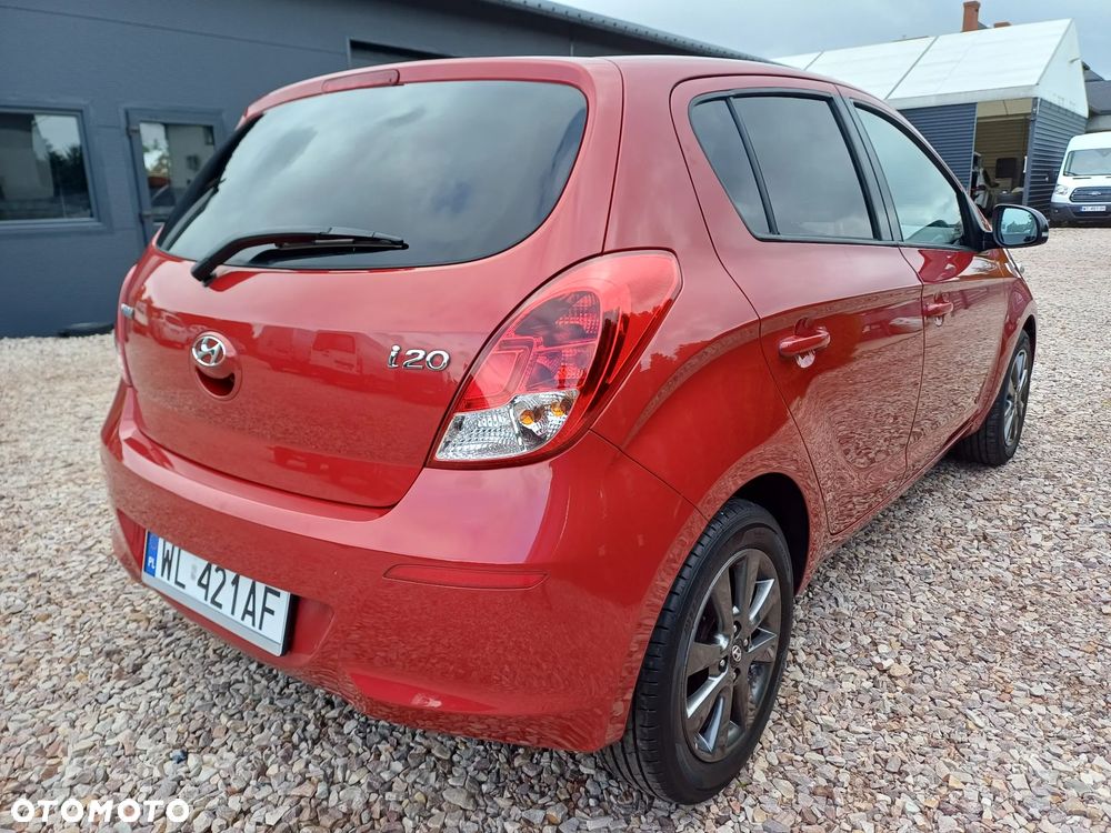 Hyundai i20 1.2 Intro Edition - 19