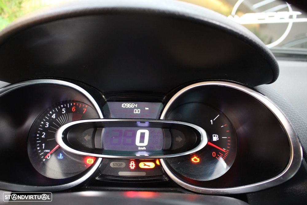 Renault Clio Sport Tourer 0.9 TCe Limited - 26