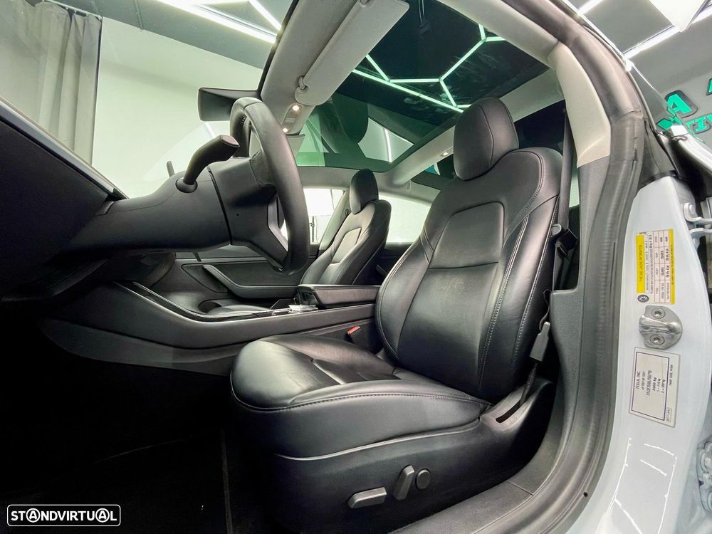 Tesla Model 3 Standard RWD Plus - 17