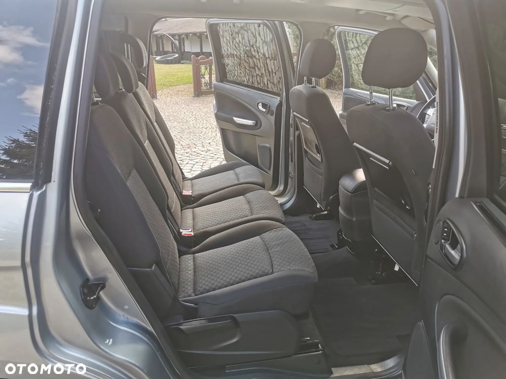 Ford Galaxy 2.0 TDCi Ghia - 10