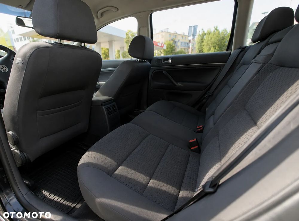 Volkswagen Passat 1.9 TDI - 13
