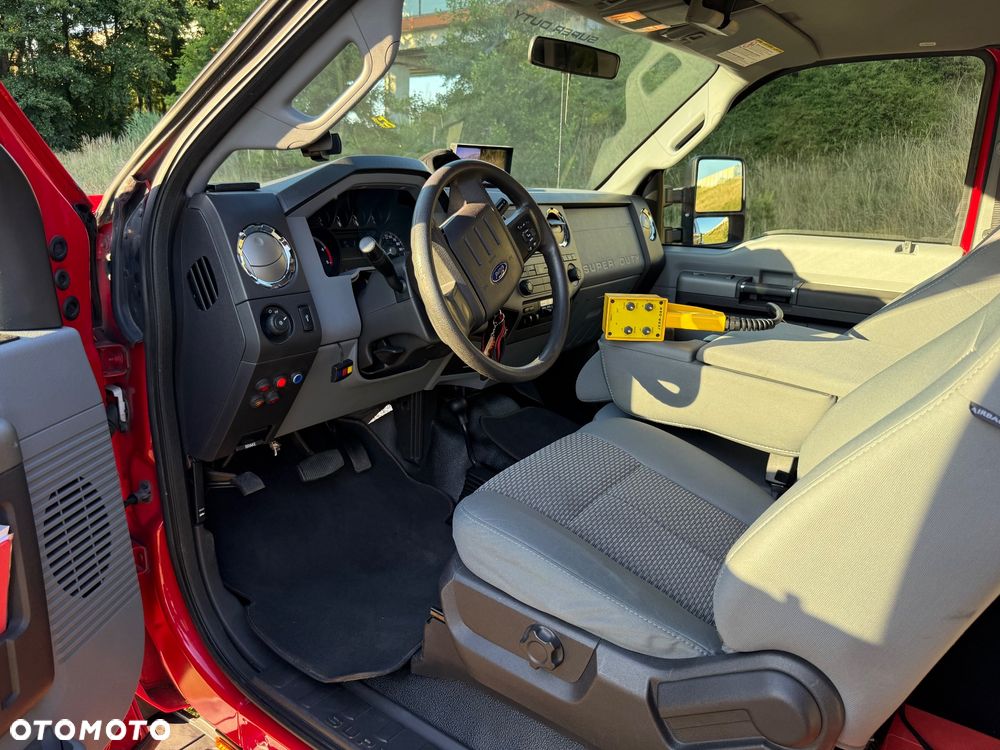 Ford F550 - 17