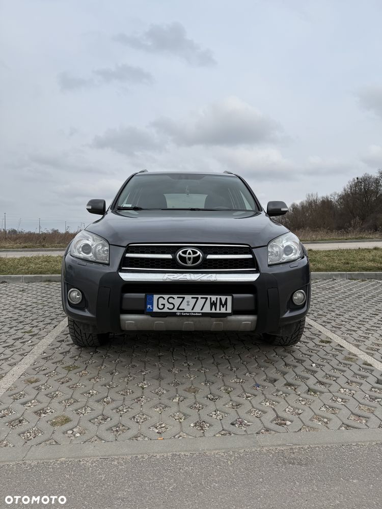 Toyota RAV4 2.2 D-CAT X - 2
