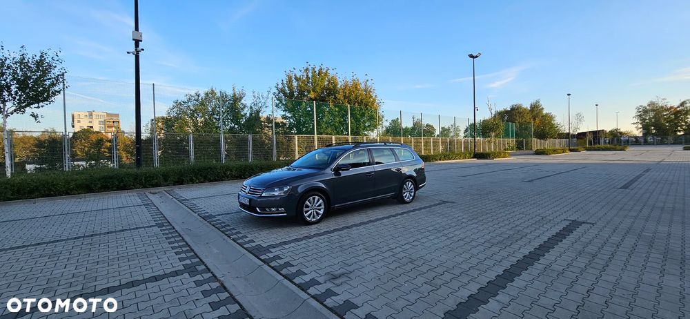 Volkswagen Passat 2011 photo 5