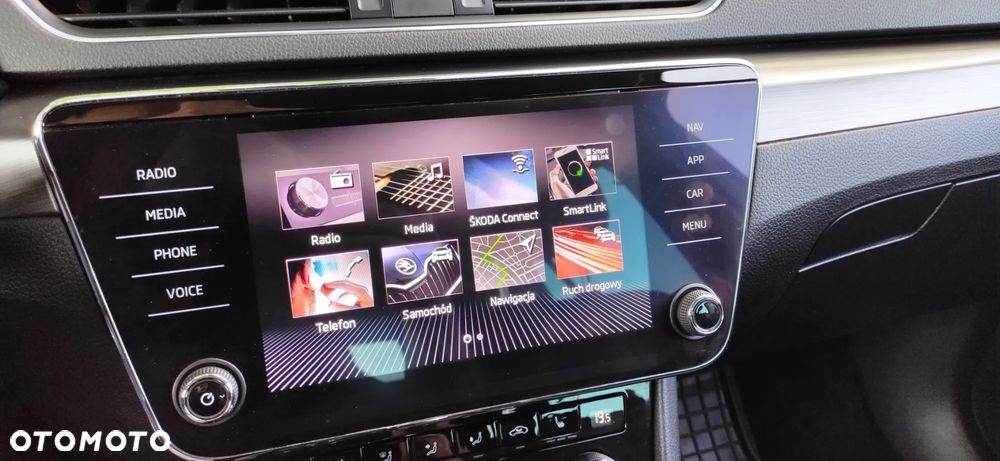 Skoda Superb 2.0 TDI DSG Ambition - 12