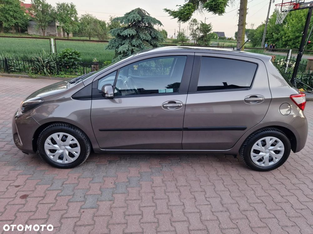 Toyota Yaris 1.5 Premium - 28