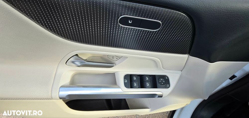 Mercedes-Benz GLB 220 d 4MATIC 8G-DCT AMG Line - 7