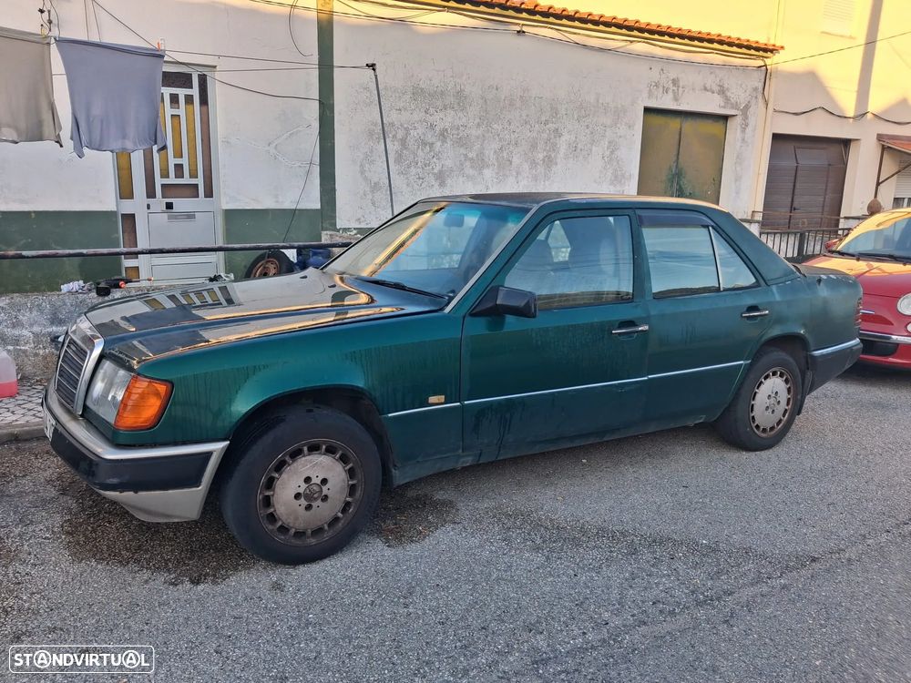 Mercedes-Benz E 200 D - 8