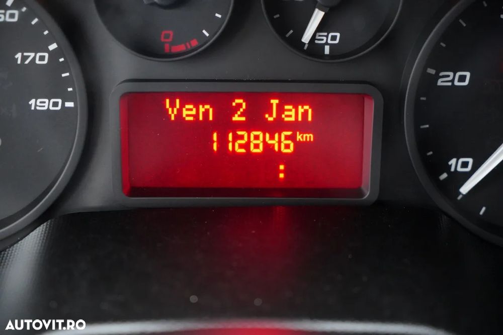 Iveco DAILY 35-140 / BASCULATOR / DUBLU / MANUAL / 3 LOCURI / - 35