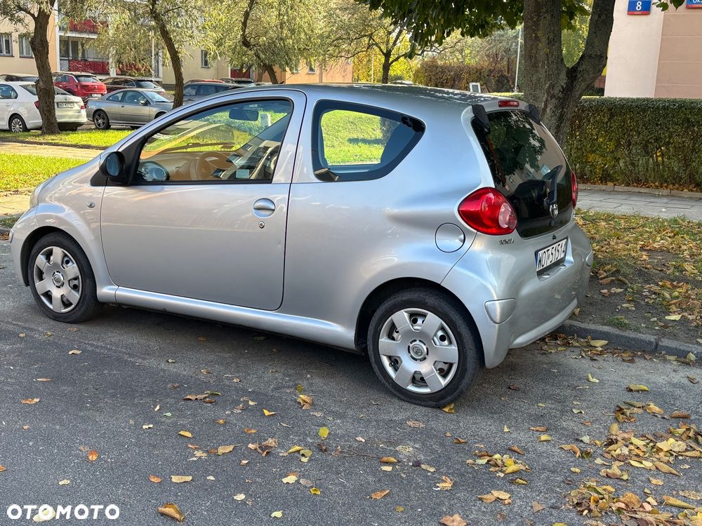 Toyota Aygo - 2