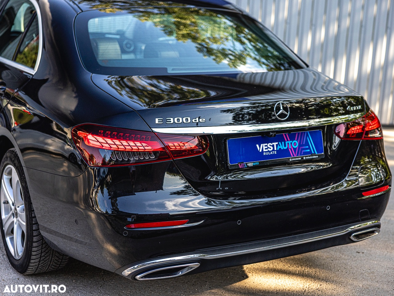 Mercedes-Benz E 300 de 4MATIC Aut. - 39