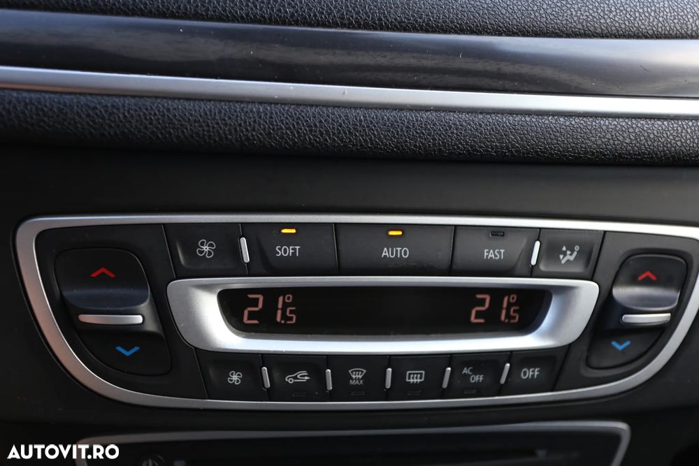 RENAULT Megane 2010 — imagine 14