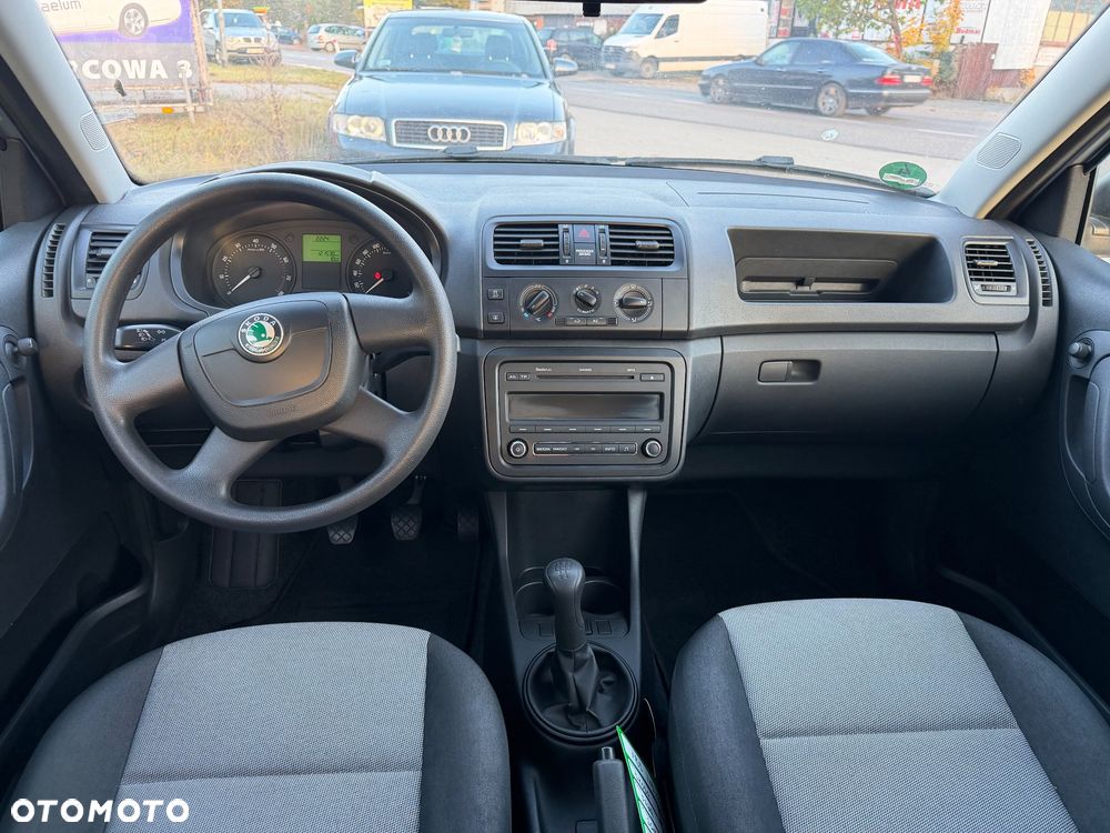 Skoda Fabia - 8
