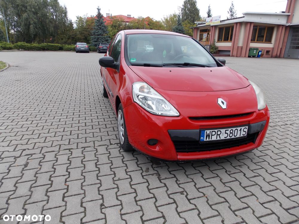 Renault Clio - 1