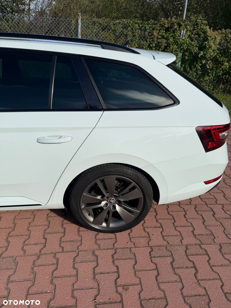 Skoda Superb 2.0 TSI 4x4 Sportline DSG - 6