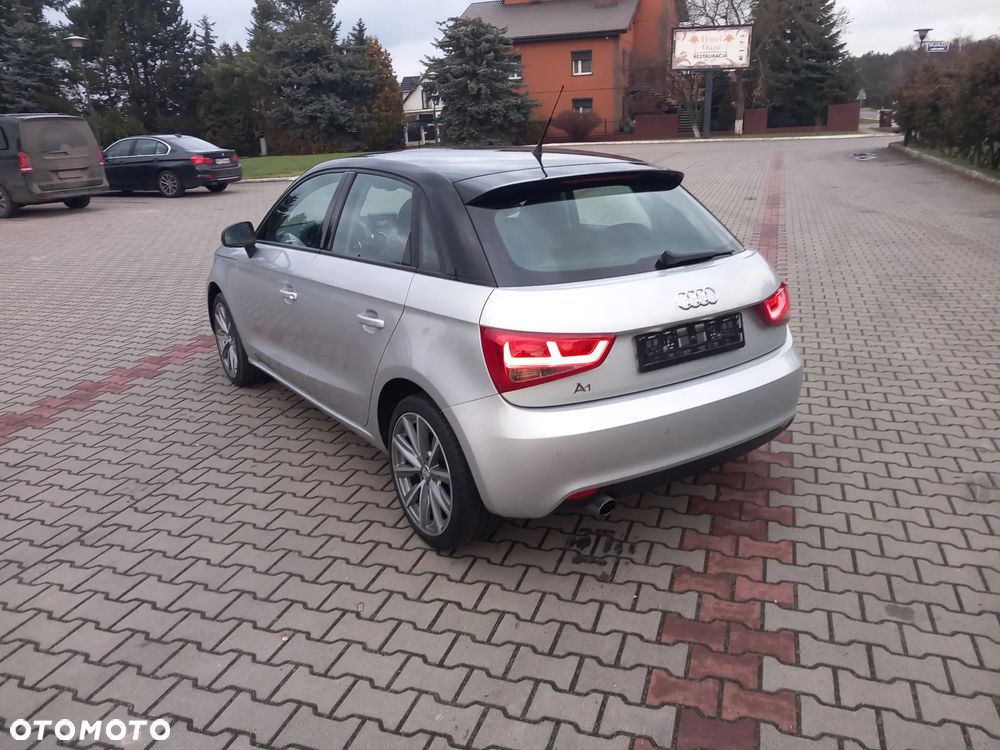 Audi A1 Sportback 1.6 TDI Attraction - 5