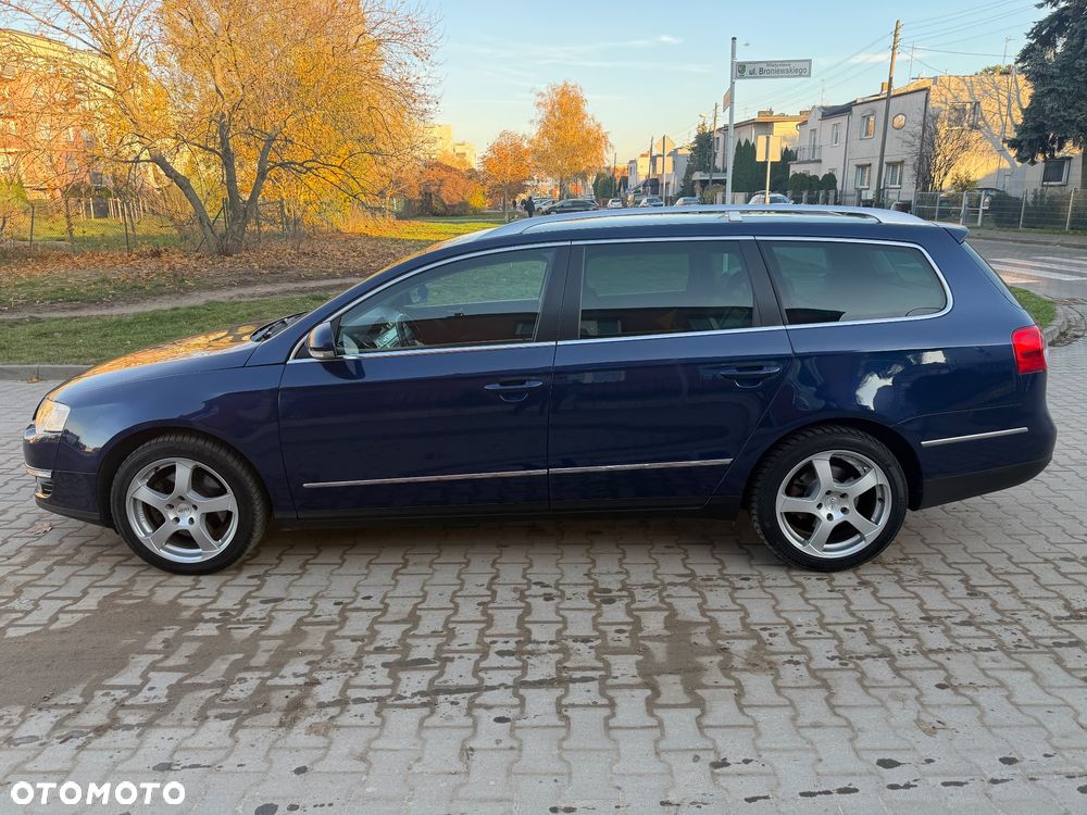 Volkswagen Passat 1.6 TDI DPF BlueMot Highline - 2