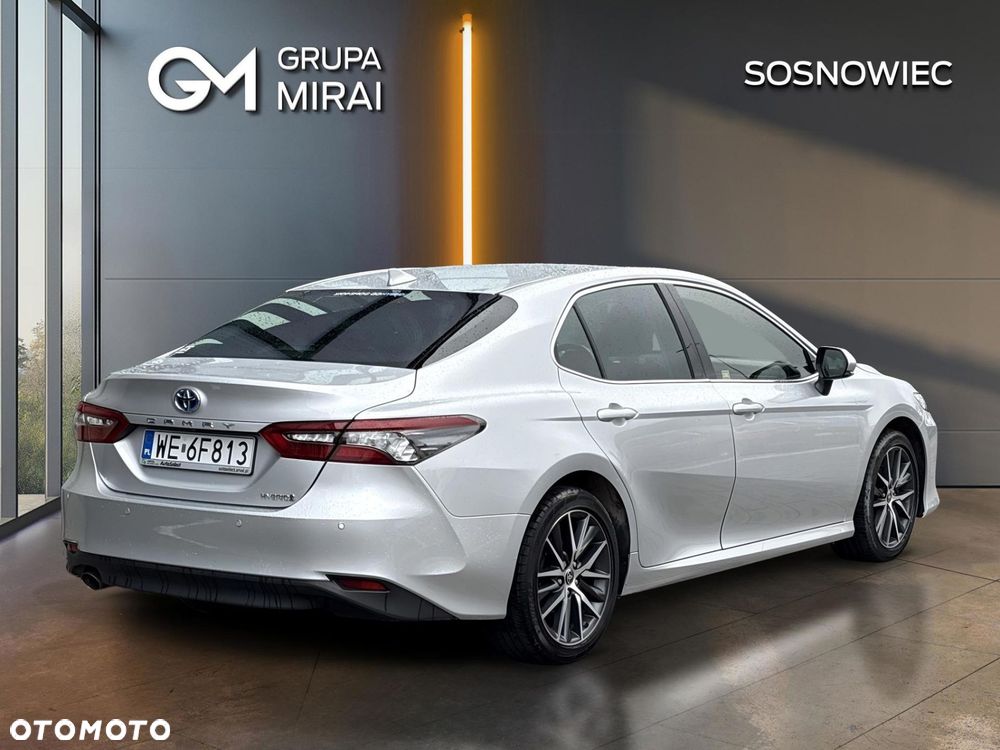 Toyota Camry 2022 photo 5